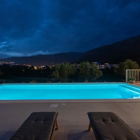 New! Mamma Mia, A 6-bedroom With 40sqm Pool Villa