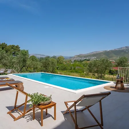 New! Mamma Mia, A 6-bedroom With 40sqm Pool Villa *