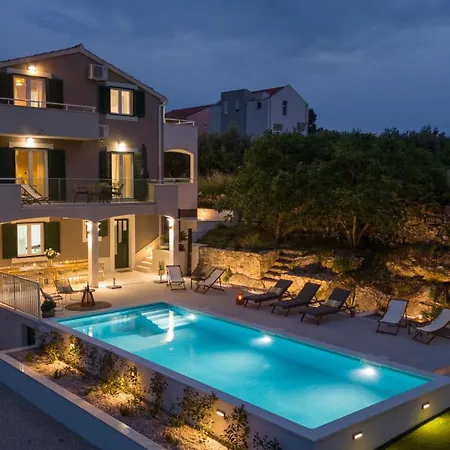 New! Mamma Mia, A 6-bedroom With 40sqm Pool * Podstrana