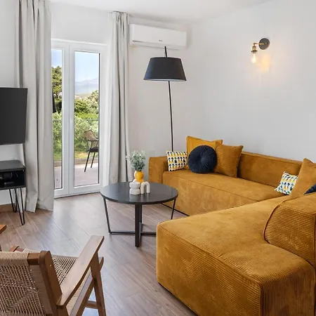 New! Mamma Mia, A 6-bedroom With 40sqm Pool